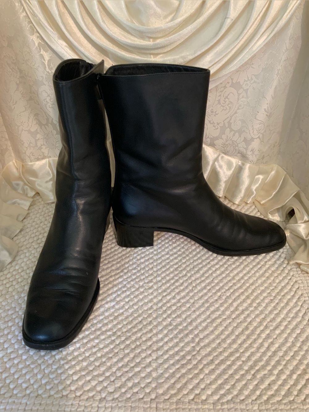 COLE HAAN